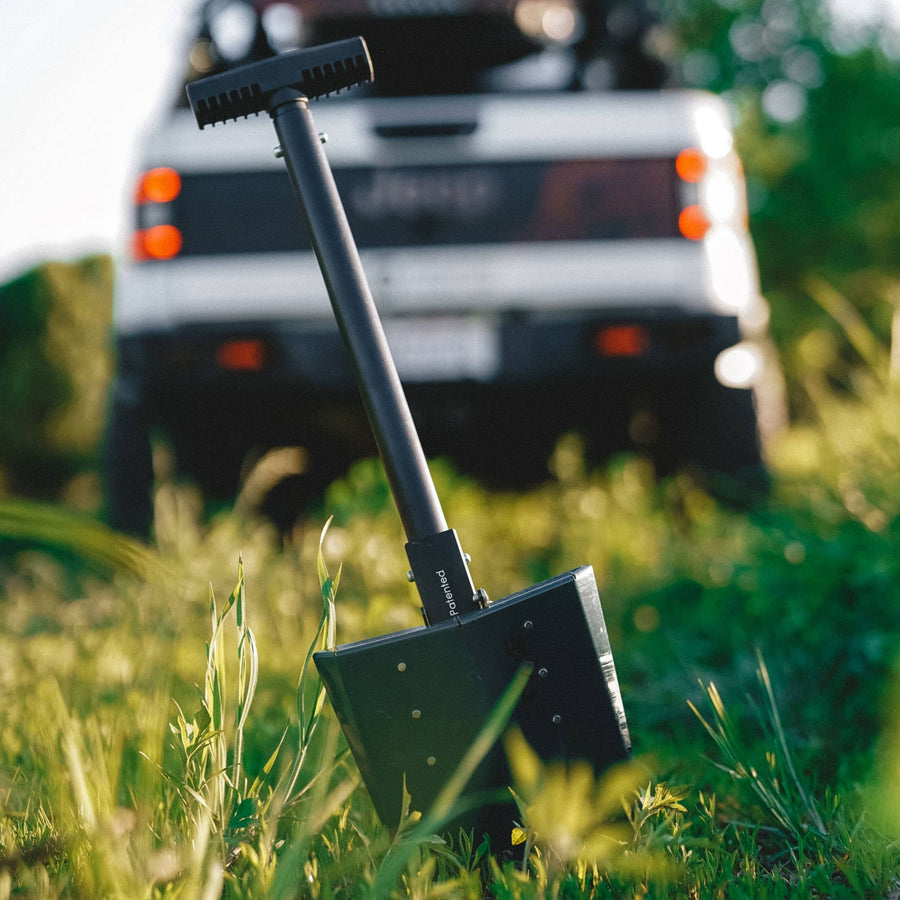 DMOS Compact Delta Shovel - Aluminum (Dirt-Rock-Mud-Sand)